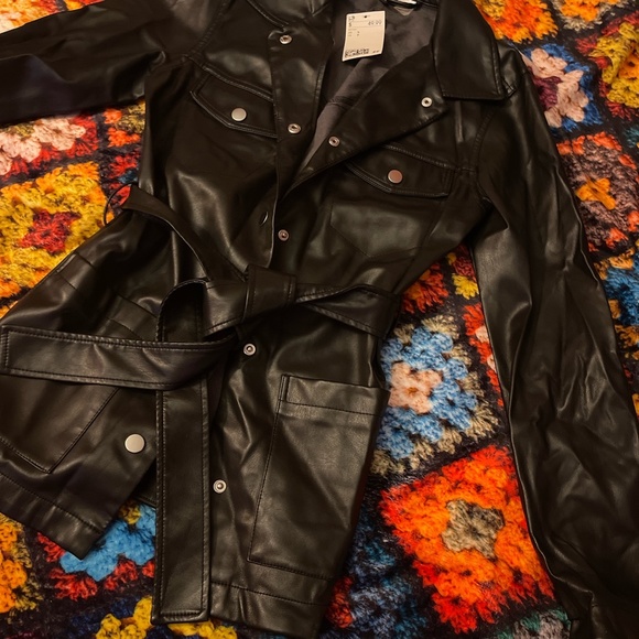 Leather Jacket with Belt - Picture 3 of 4